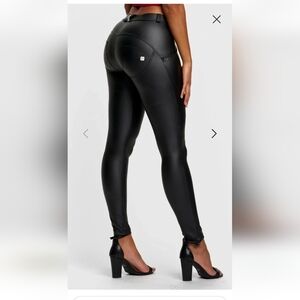 FREDDIE Women's Black Faux Leather Pants MIDRISE SZ SMALL